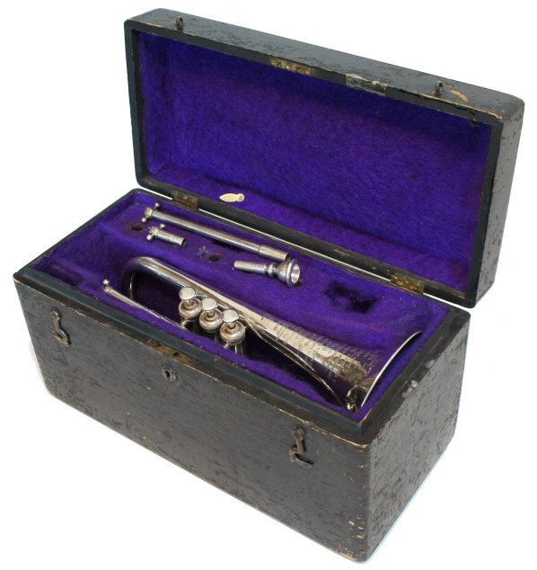 Courtois Cornet C1885. Good playing order. Good condition. Case included. Price £775