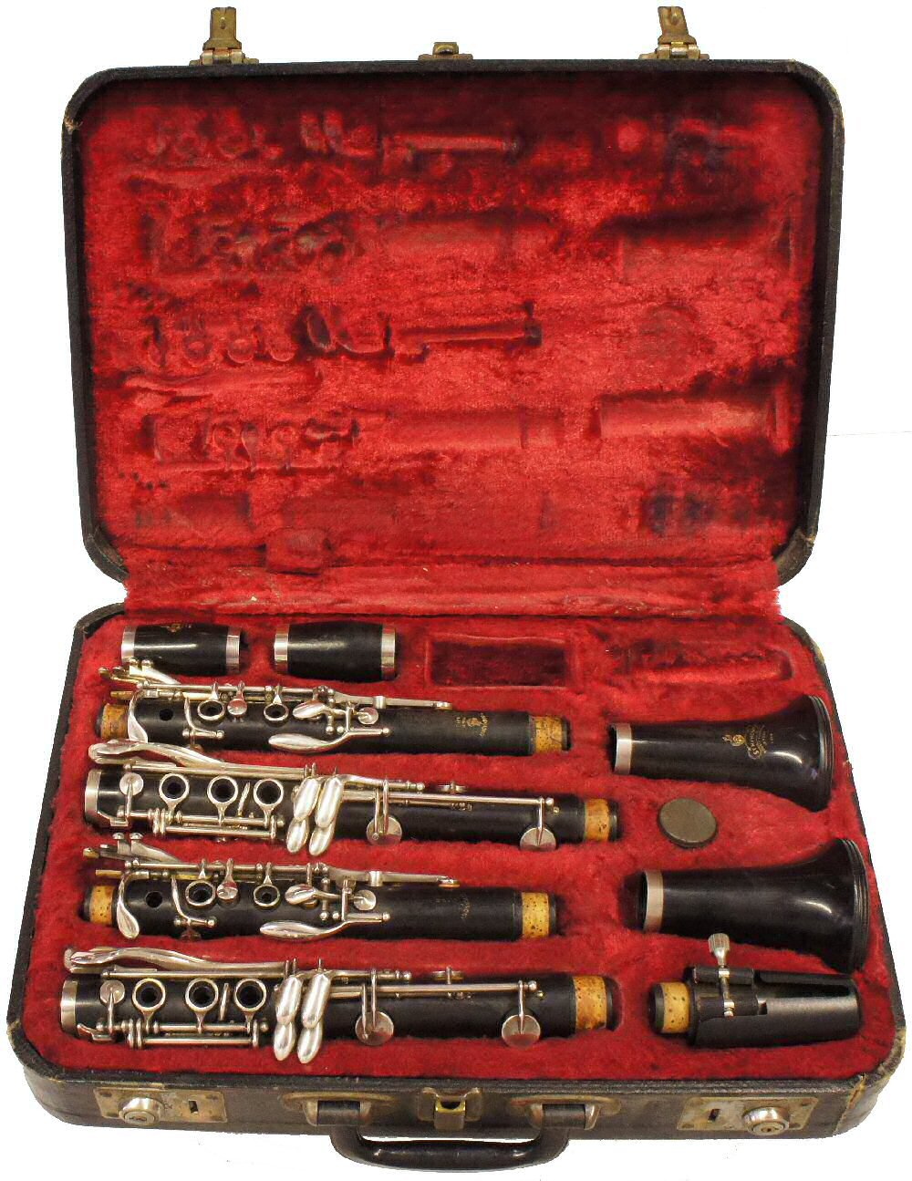 Pair of Boosey & Hawkes 1010 Clarinets